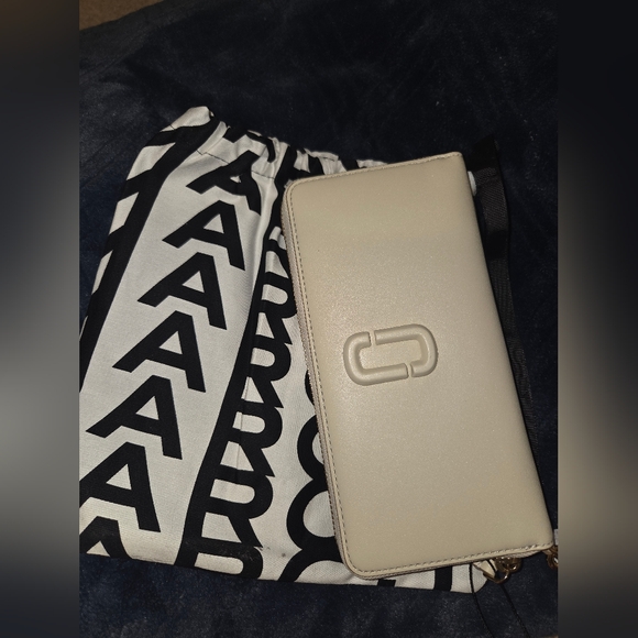 Marc Jacobs Handbags - The Covered Marc Jacob Continental Wallet